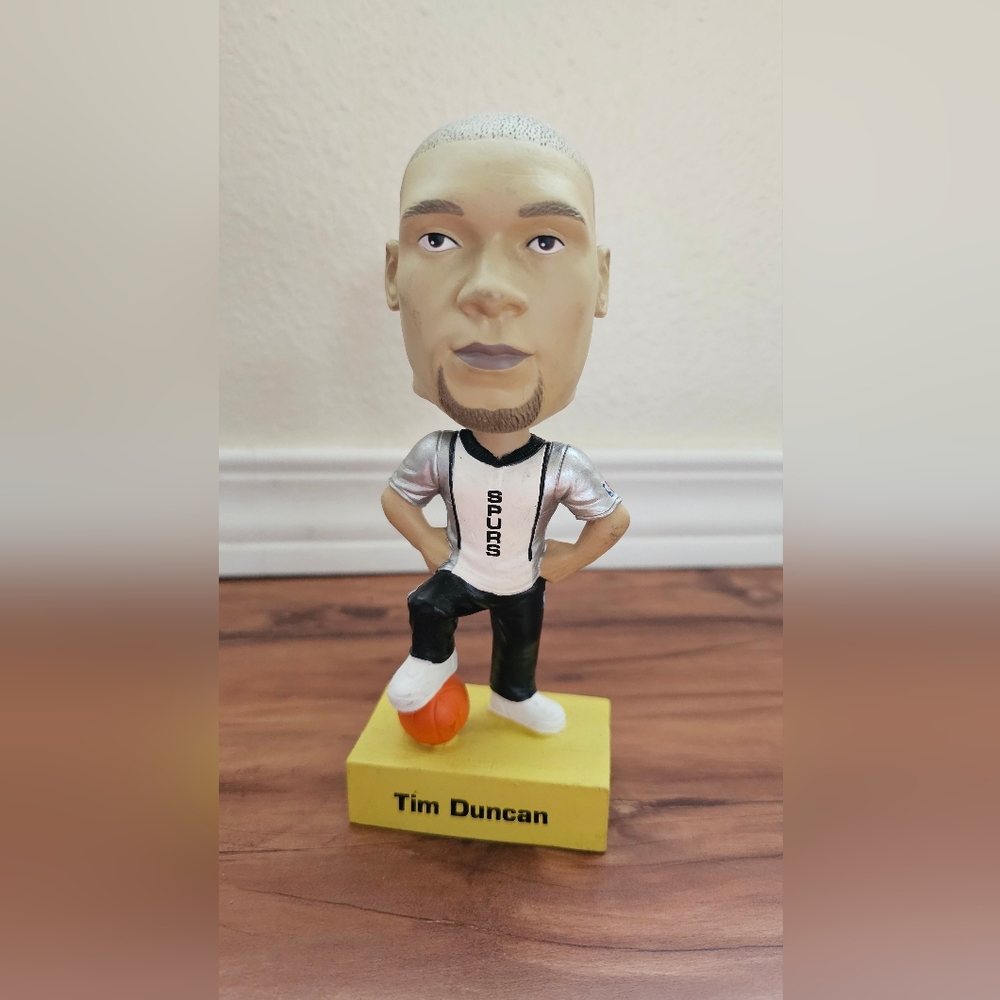 Tim Duncan Bobblehead Figurine - Black, White, Silver